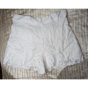 NWT Size Large Sim And Sam Women's Shorts. 145239